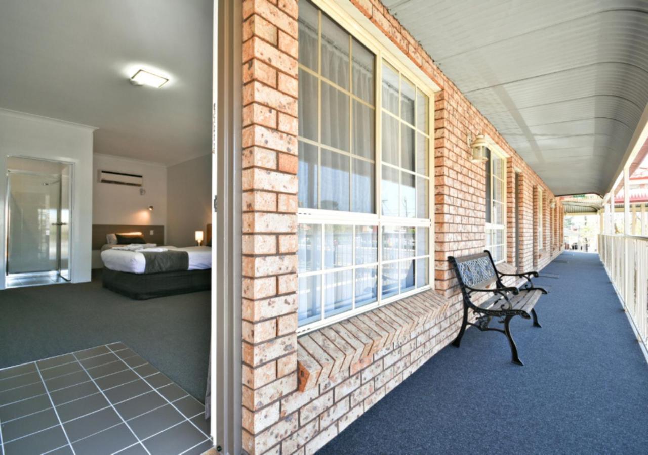 The Aberdeen Motel Даббо Экстерьер фото