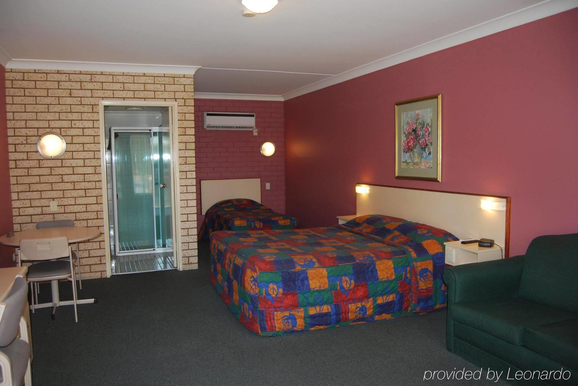 The Aberdeen Motel Даббо Экстерьер фото